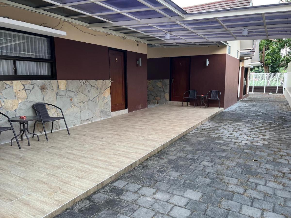 Apartamento Casa Familia Sleman  Exterior foto